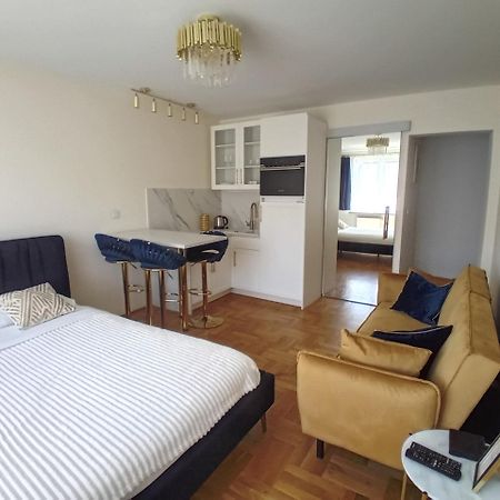 Alexa d'Oro Rooms Cracóvia Exterior foto